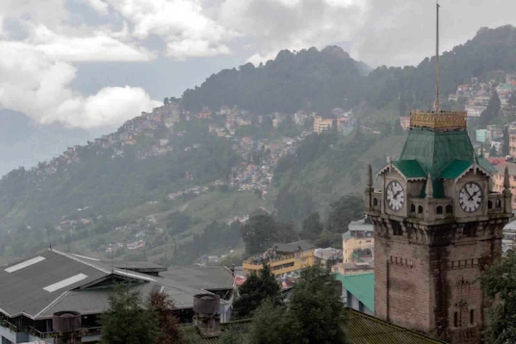 Grg Broadway Mall Road Darjeeling By Royal Collection Hotel Екстериор снимка
