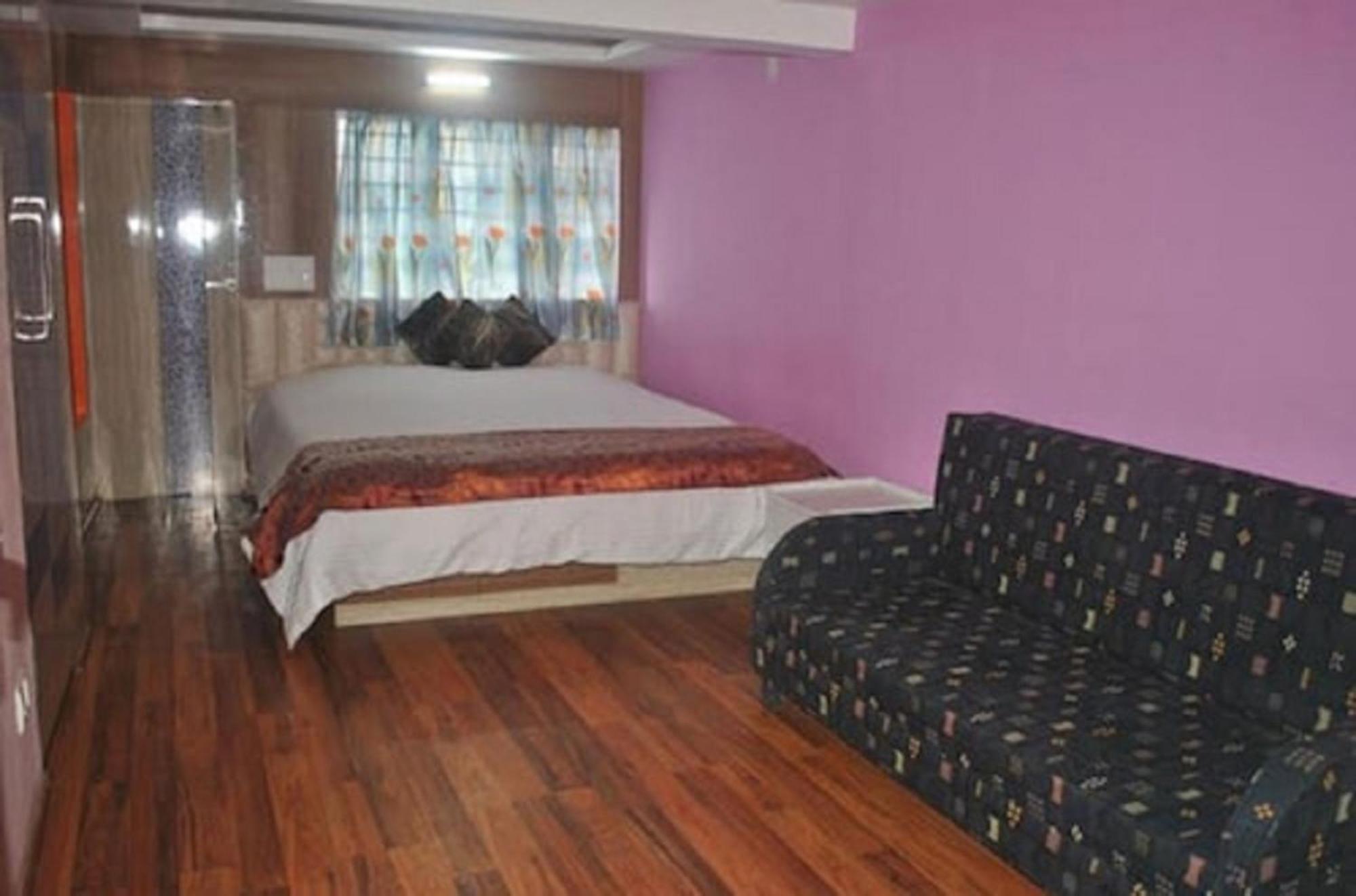 Grg Broadway Mall Road Darjeeling By Royal Collection Hotel Екстериор снимка