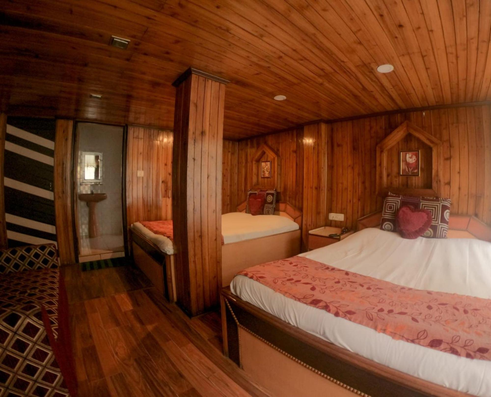 Grg Broadway Mall Road Darjeeling By Royal Collection Hotel Екстериор снимка