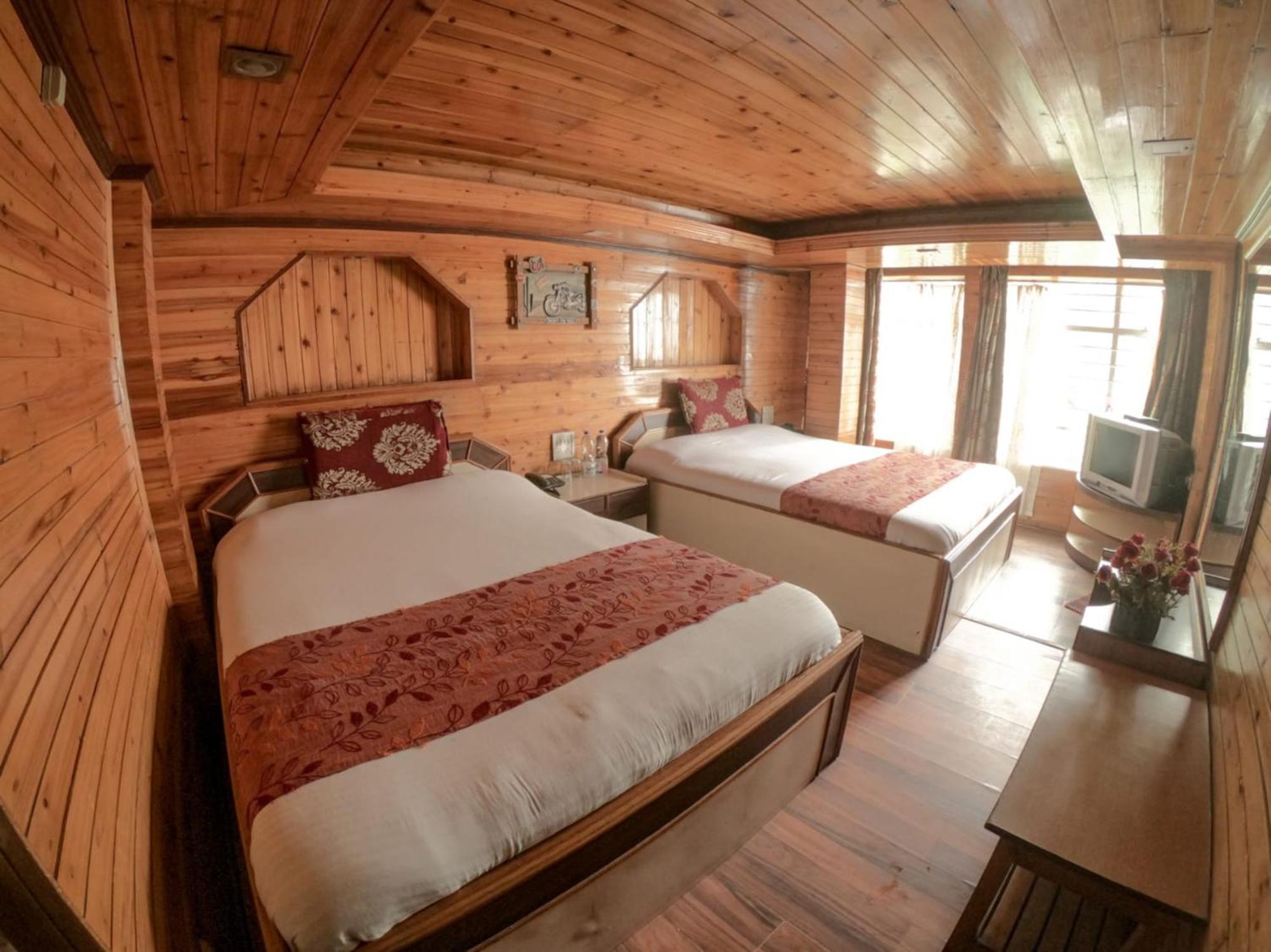 Grg Broadway Mall Road Darjeeling By Royal Collection Hotel Екстериор снимка